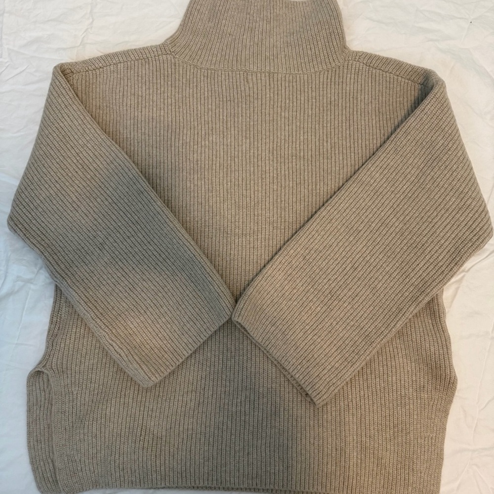 H&M Beige Ribbed Half Zip Sweater - Picture 2 of 4